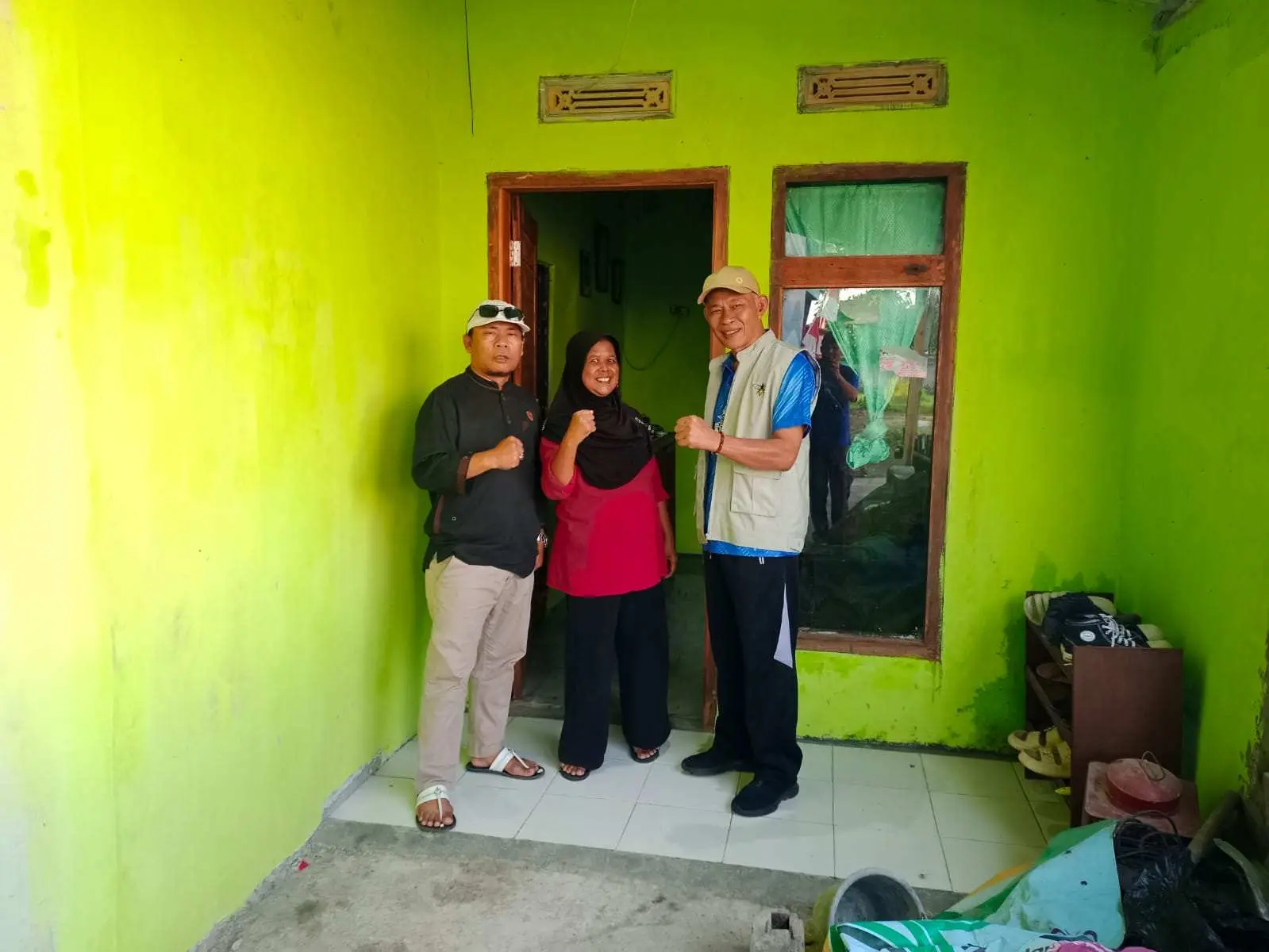 Ketua Fraksi PKB Tarya Witarsa Tinjau Penerima Bantuan Rutilahu: Keluarga Ahman Tempati Rumah dengan Nyaman 