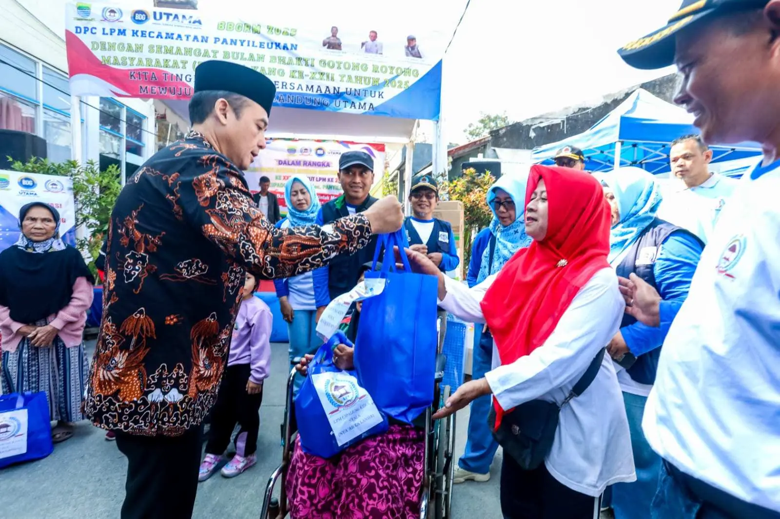 Gotong Royong Adalah Kekuatan Bandung dari Tingkat RW