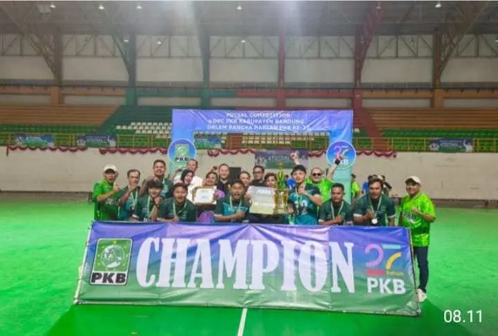 Perwakilan Dapil 5 Harlah PKB ke-27: Ketua DPRD Renie Rahayu Fauzi  Ucapkan Selamat Kepada Team DPAC Ibun Raih Juara 3 Futsal Competition 